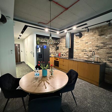 Apartament Aleja Wolnosci Nowy Sącz Exteriör bild