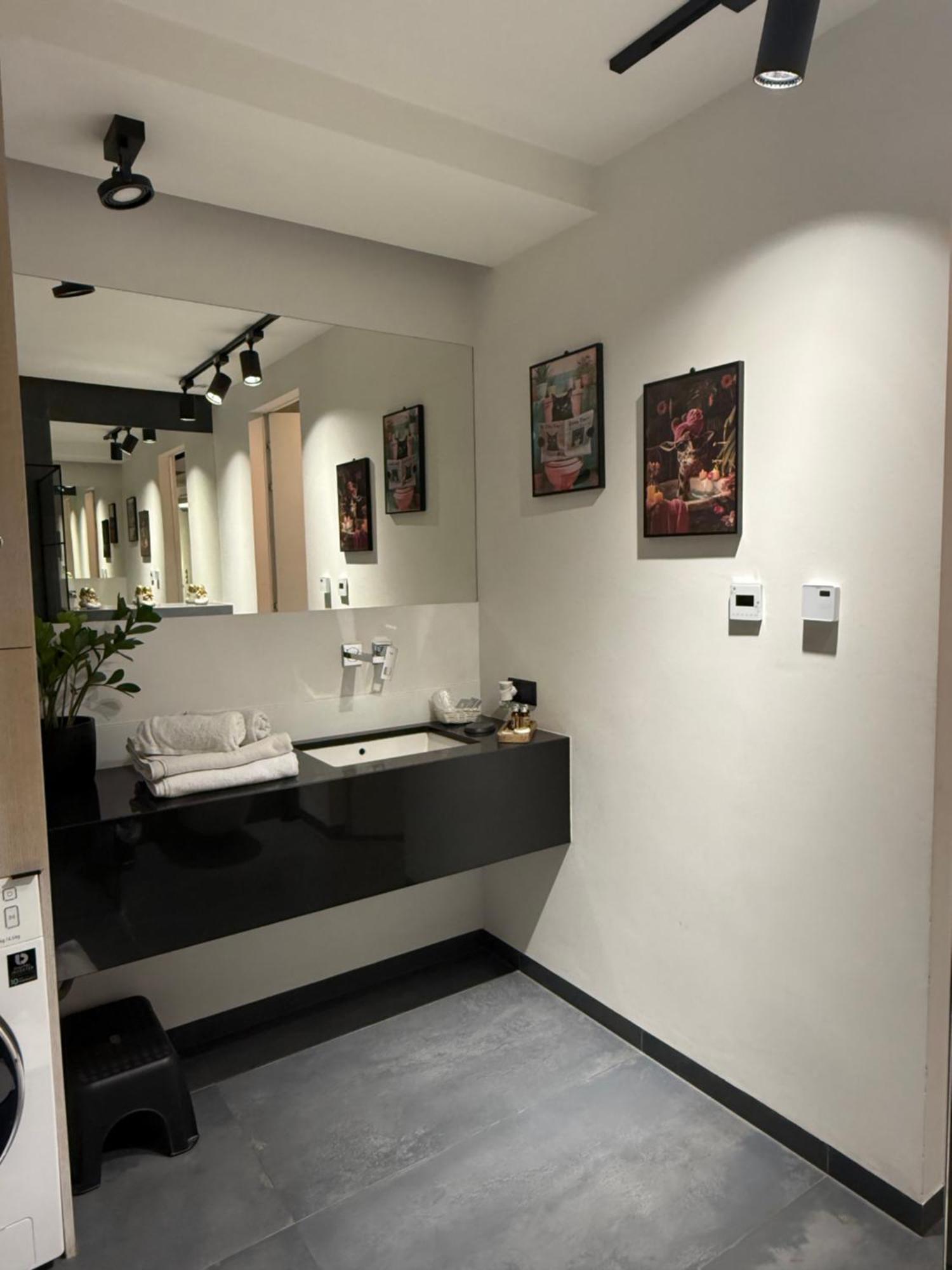 Apartament Aleja Wolnosci Nowy Sącz Exteriör bild